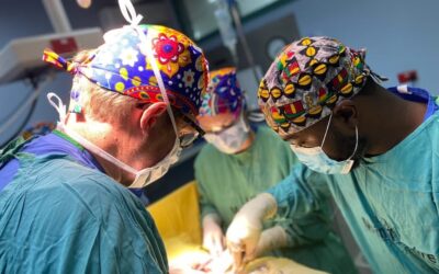 Samen vooruit: Opleiden én opereren met Global Hernia Relief